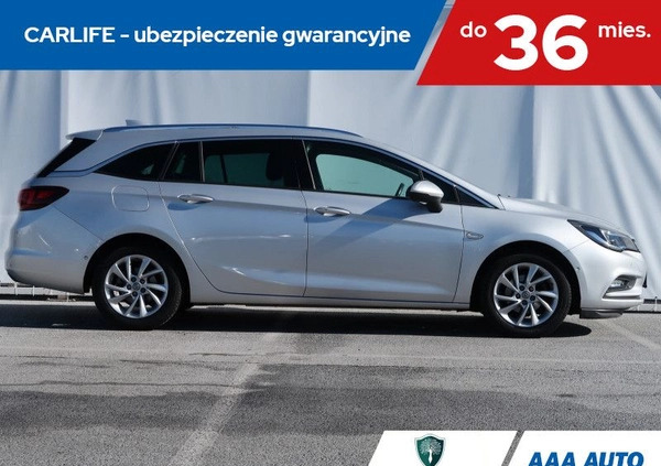 Opel Astra cena 42000 przebieg: 180255, rok produkcji 2017 z Zawadzkie małe 379